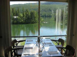 The Terrace Supper Club On Swan Lake food