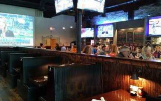 Tapps Sports Grill inside