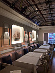 Old Navy Restaurant And Crudo Bar inside