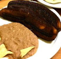 Fernanda's Salvadorian food