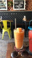 Café Tropical Moved To Elephant On Walking Street food