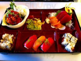 Ayara Thai&sushi Cuisine food