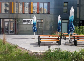 AgÁta · Rösterei Café outside