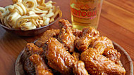 Hooters Orland Park food