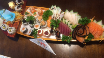 Yoshiki Sushi food