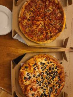 Domino's Pizza food