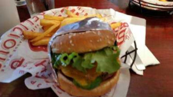 Red Robin Gourmet Burgers And Brews food