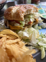 Red Robin Gourmet Burgers And Brews food