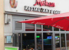 Mekan Cafe outside