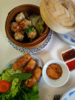 Le Restaurant Le Mekong food