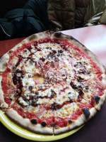 Pizzeria La Befana food