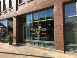 Pure Bliss Cupcake Co food