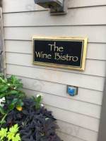The Wine Bistro Upper Arlington outside