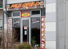 Mix-grill outside