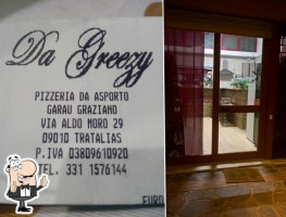 Pizzera Da Greezy Tratalias outside