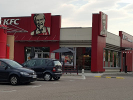 Kfc Saint-Étienne Méons outside