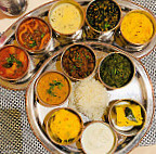 Pancharatna - The Gateway Hotel food