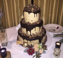 Johnson's Custom Cakes food