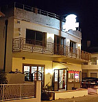 Taverna Al Pescatore outside