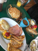 Chickadee Cottage Cafe food