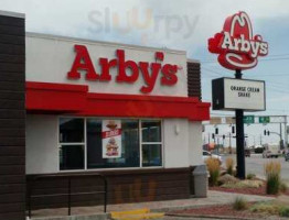 Arby's outside