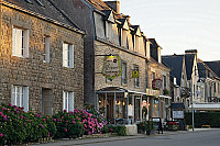 Le Prieure Locronan Finistere outside