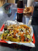 Taqueria Don Meno food