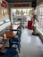 Olive Oyl's Carry Out Cuisine inside