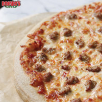 Romeo's Pizza food