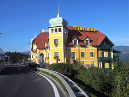 Autobahnrestaurant & Motorhotel Zobern outside