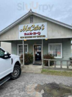 Mccabe's -b-q outside