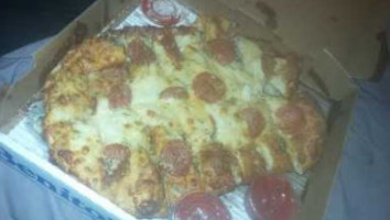 Benito's Pizza food