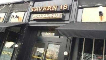 Tavern 18 Restaurant Bar outside