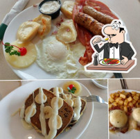 Humpty's Big Plate Diner Camrose inside