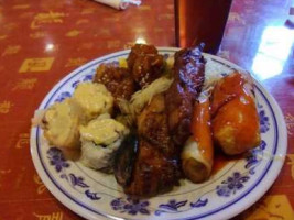 Lams China Buffet food