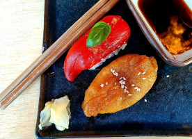MakiMaki Sushi Green food