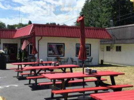 Bundy's Cafe Drive-in inside