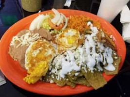 Los Magueyes food