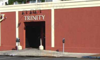 Trinity Bar Restaurant outside