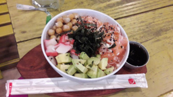 Sakaya Poke food