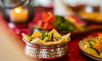Shahi Maharaja Palace Traditional Tandoori Kitchen food