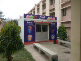 Amul Stall outside