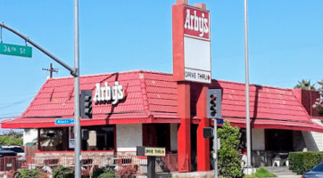 Arby's outside