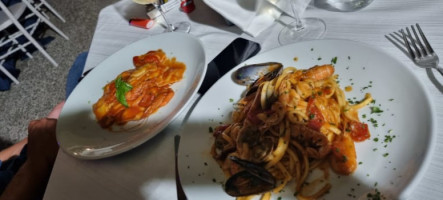 Aqua Di Mare food