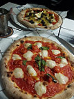 Vizza New Age Pizzabar food