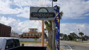 Sand Dollar Cafe outside