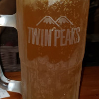 Twin Peaks Restaurant Sports Bar food