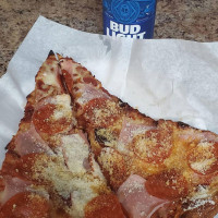 Pop's Pizza And Subs food