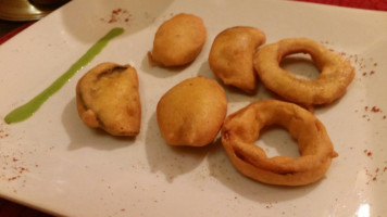 Les Delices du Bengale food
