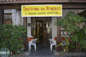 Trattoria Da Roberto inside